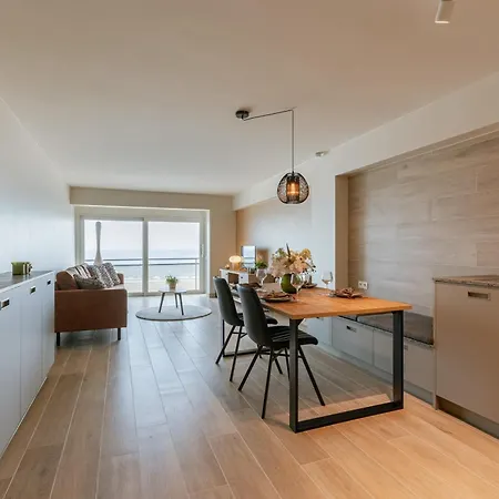 Cosy Beachfront With Great Sea View * Blankenberge